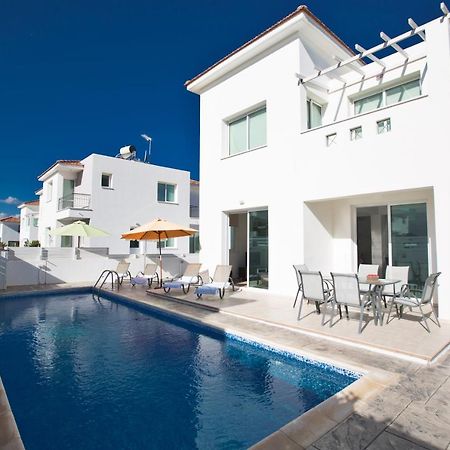 Avra Villas Paralímni Extérieur photo