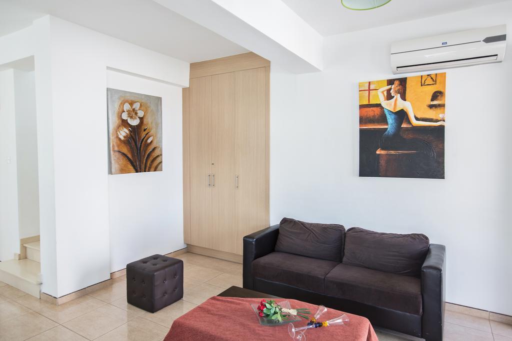 Avra Villas Paralímni Chambre photo