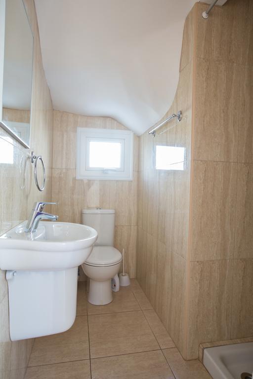 Avra Villas Paralímni Chambre photo