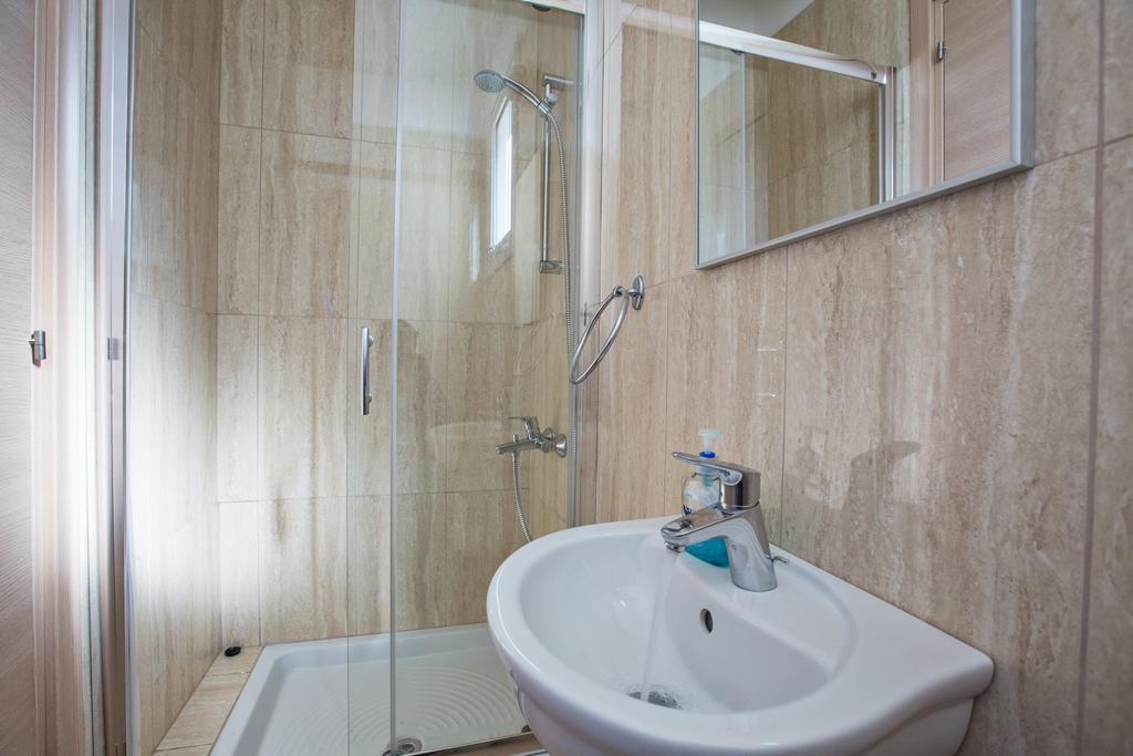 Avra Villas Paralímni Chambre photo