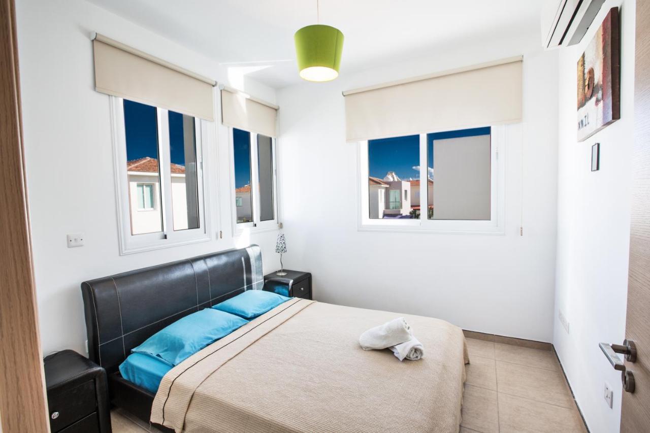 Avra Villas Paralímni Extérieur photo